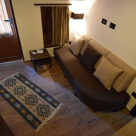 Kale Guesthouse จีโรคาสเตอร์ ภายนอก รูปภาพ