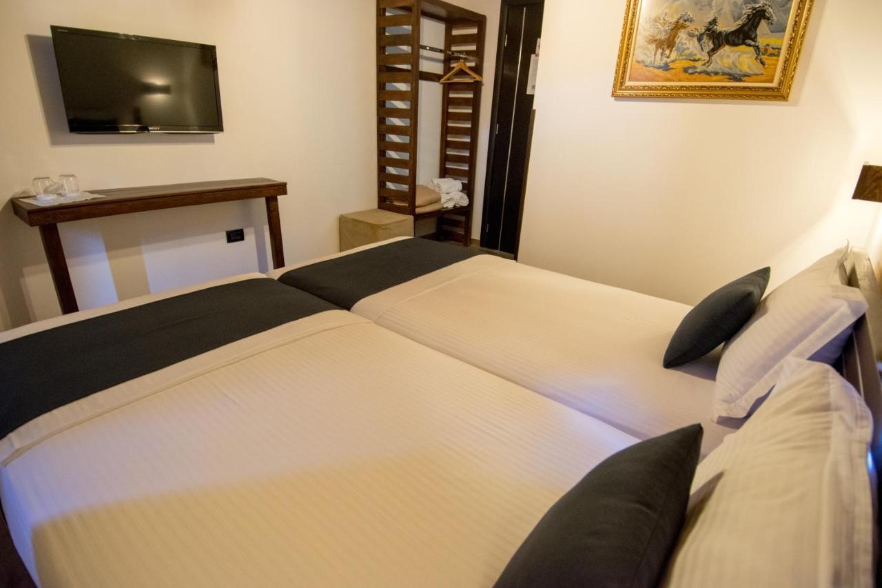 Kale Guesthouse จีโรคาสเตอร์ ภายนอก รูปภาพ